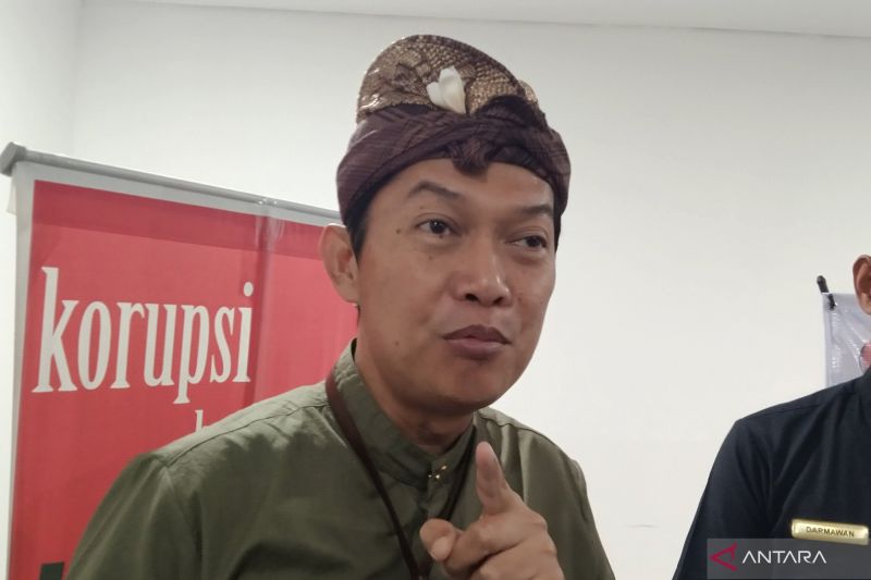 pemerintah-salurkan-dana-desa-di-bali-rp42112-miliar