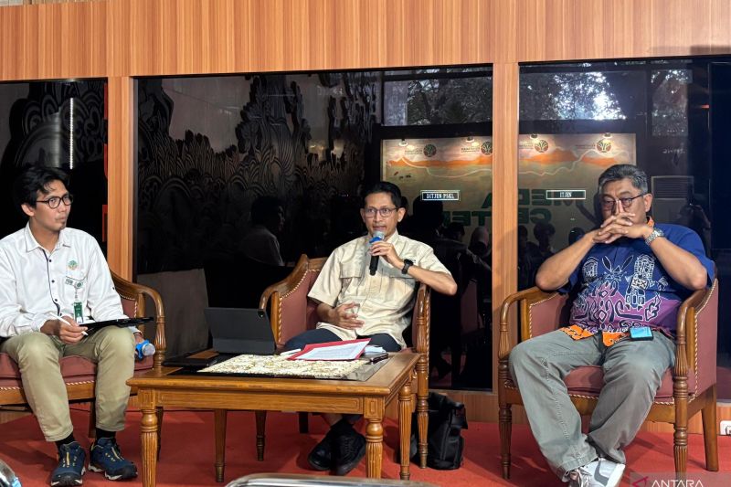 Kemenhut kejar penetapan hutan adat seluas 70.688 ha selesai 2025