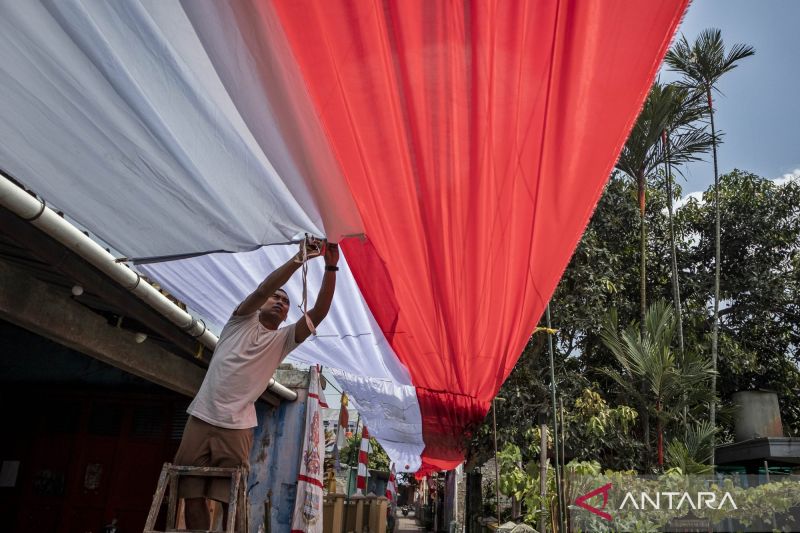 menyambut-hut-ri-ke-80-inilah-7-tradisi-unik-17-agustus-di-tanah-air