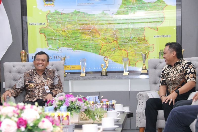 gubernur-jateng-dorong-cilacap-percepat-urus-izin-kawasan-industri