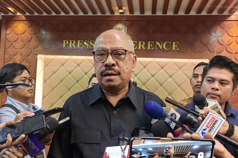Politikus Golkar minta pihak yang hembuskan isu munaslub tampakkan muka