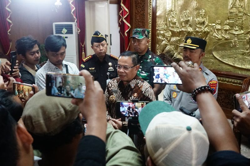 bupati-pati-batalkan-kenaikan-pbb-p2-uang-segera-dikembalikan