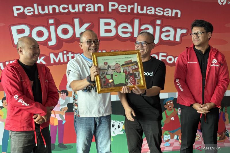 ayam-dan-kopi-jadi-kuliner-paling-dinikmati-di-aplikasi-digital