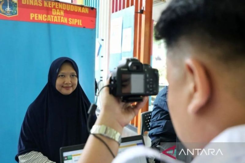 Dukcapil Jaktim tegaskan data pribadi warga tersimpan aman