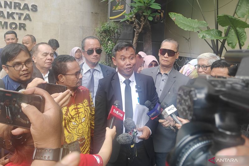 roy-suryo-cs-batal-hadiri-panggilan-polda-metro-jaya