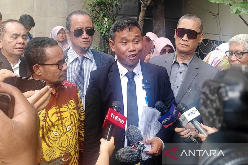 roy-suryo-cs-batal-hadiri-panggilan-polda-metro-jaya