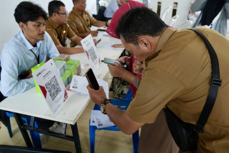 bapenda-batam-catat-pendapatan-pajak-pbb-naik-6000-persen-dengan-qris
