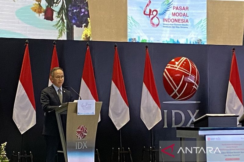 ojk-perkuat-pasar-modal-indonesia-melalui-tiga-pilar-utama