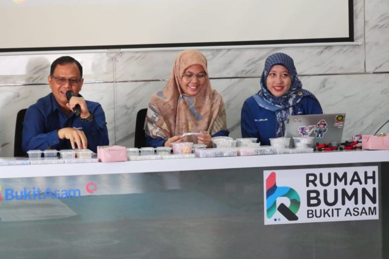 Bukit Asam dorong generasi muda kembangkan ide usaha kreatif lewat Kelas Kreasi