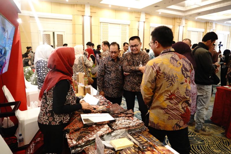 bank-jatim-dukung-daya-saing-umkm-binaan-lewat-misi-dagang