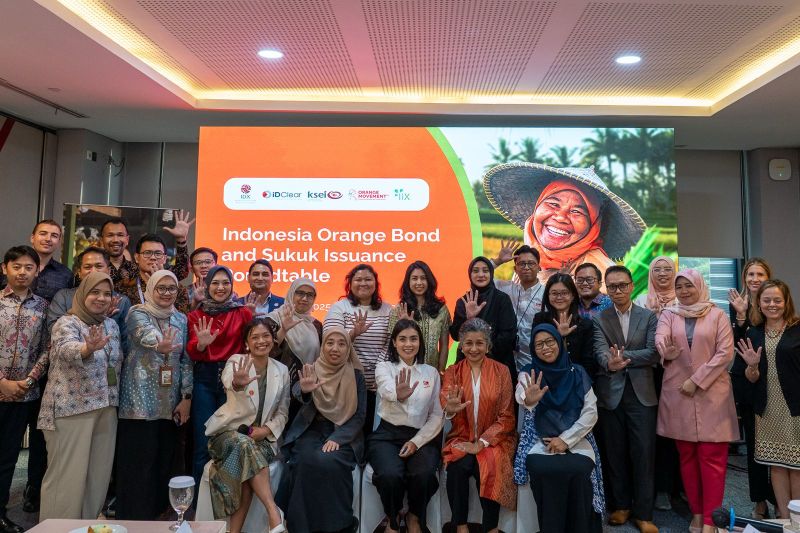 iix-dan-bei-mobilisasi-modal-5-miliar-dolar-as-bagi-pasar-modal-oranye