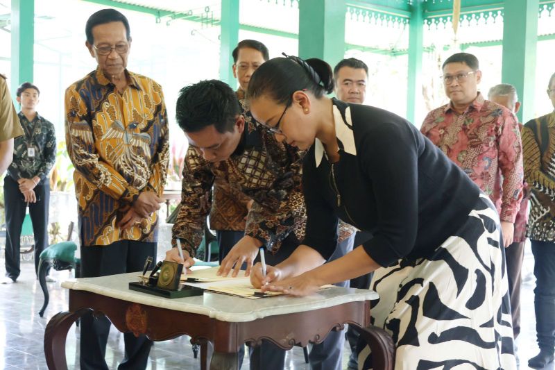 kai-keraton-yogyakarta-sepakat-perkuat-transportasi-publik-di-diy