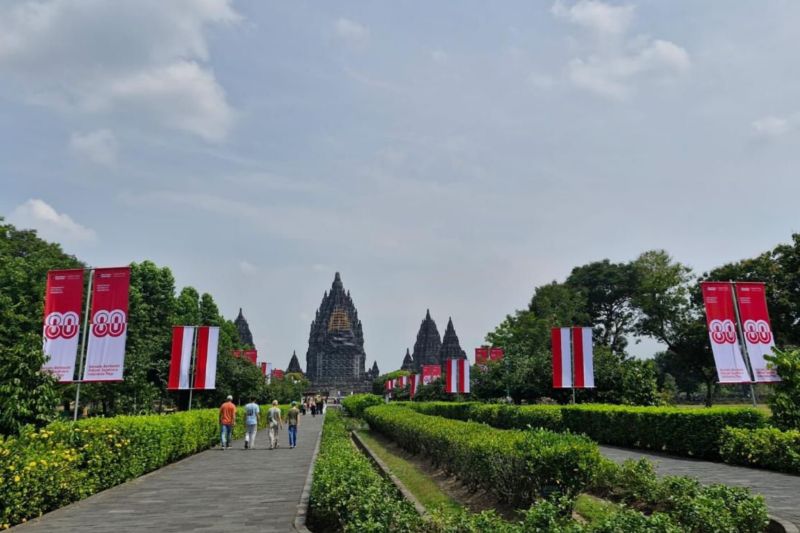 injourney-memeriahkan-hut-ke-80-ri-di-seluruh-destinasi-dan-bandara