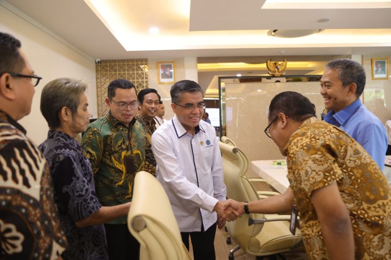 Menaker Dorong LKS Tripnas Perkuat Kolaborasi untuk Tingkatkan Produktivitas Nasional