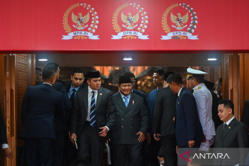 prabowo-targetkan-apbn-di-2027-atau-2028-tidak-lagi-defisit