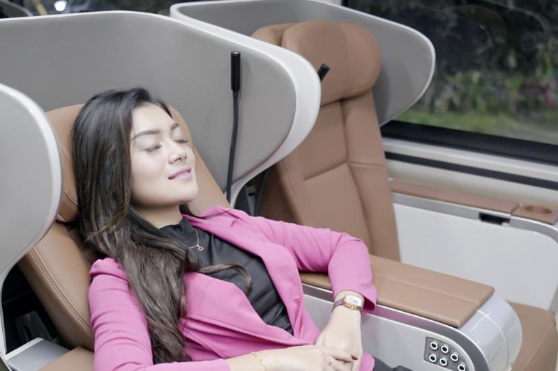 Bukan Liburan Biasa: Buat Perjalananmu Lebih Berkesan dengan Layanan Kereta Luxury