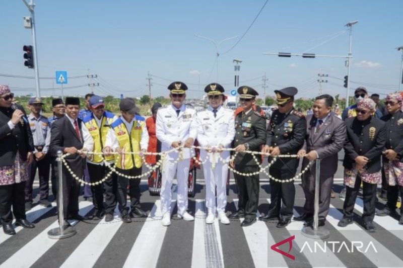 bupati-lamongan-optimistis-jlu-jadi-pemicu-pusat-ekonomi-baru