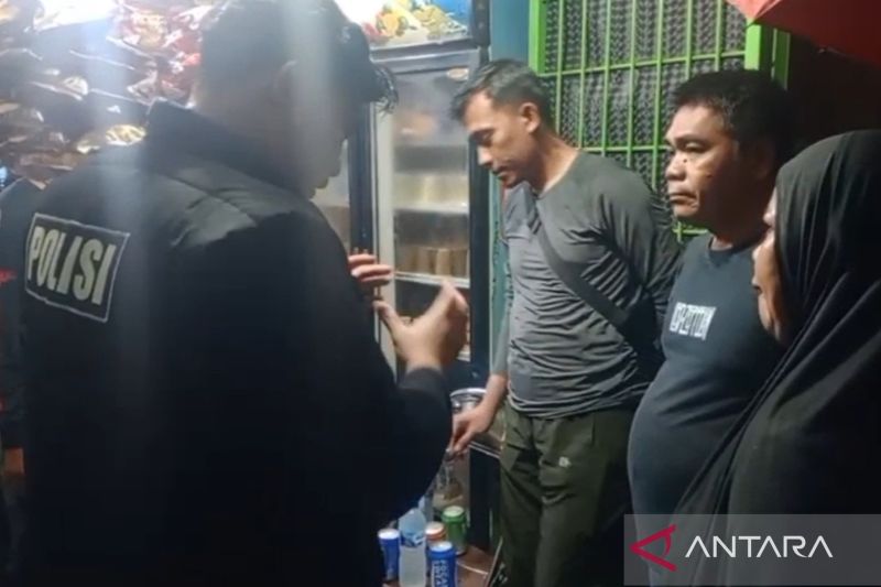 polisi-usut-kasus-pembobolan-toko-kelontong-di-kebon-jeruk-jakbar
