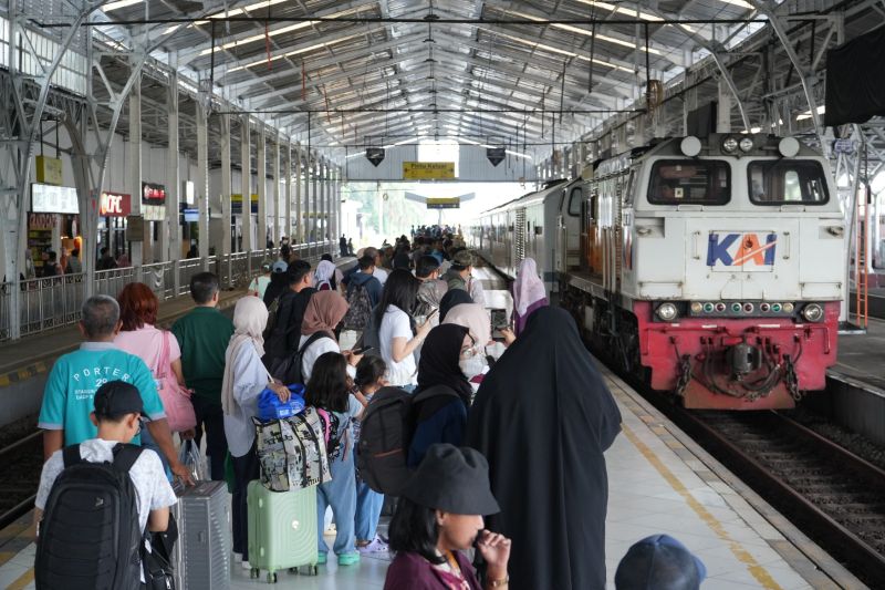 Puncak Arus Balik Libur Kemerdekaan, 145 Ribu Tiket Kereta Api Terjual Hari Ini