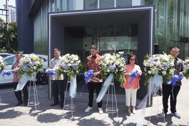 geely-targetkan-buka-puluhan-dealer-pada-2025