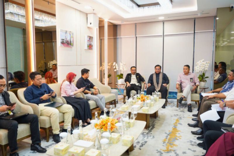 ombudsman-minta-pemerintah-pertimbangkan-pengecer-jadi-pangkalan-lpg