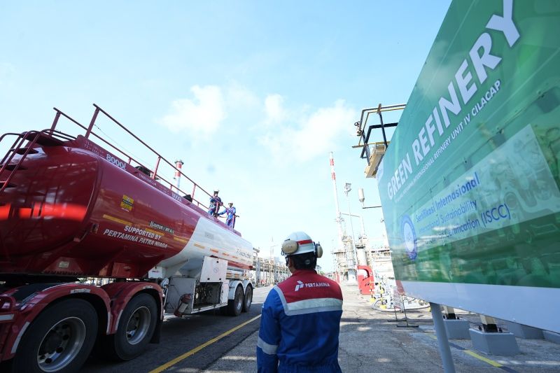 pertamina-berencana-perluas-produksi-avtur-dari-minyak-jelantah