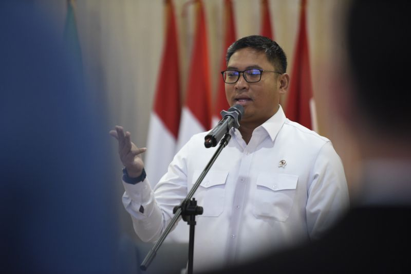 wamentan-sebut-digitalisasi-meteorologi-pertanian-penting-bagi-petani