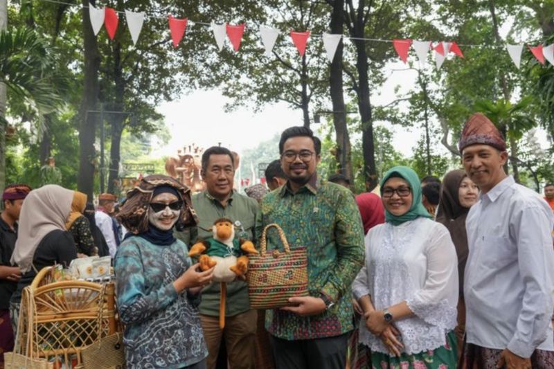 wamenhut-produk-hasil-rhl-bagian-dari-kegiatan-ekonomi-hijau