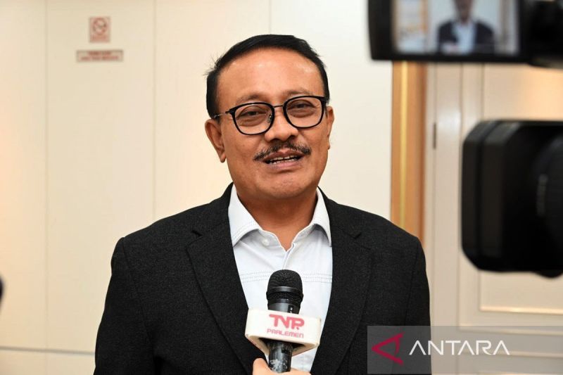 anggota-dpr-minta-pemerintah-tunda-ekspor-emas-untuk-jadi-dasar-dmo