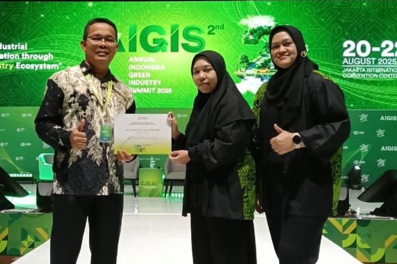 tpl-terima-penghargaan-industri-hijau-2025-dari-kemenperin