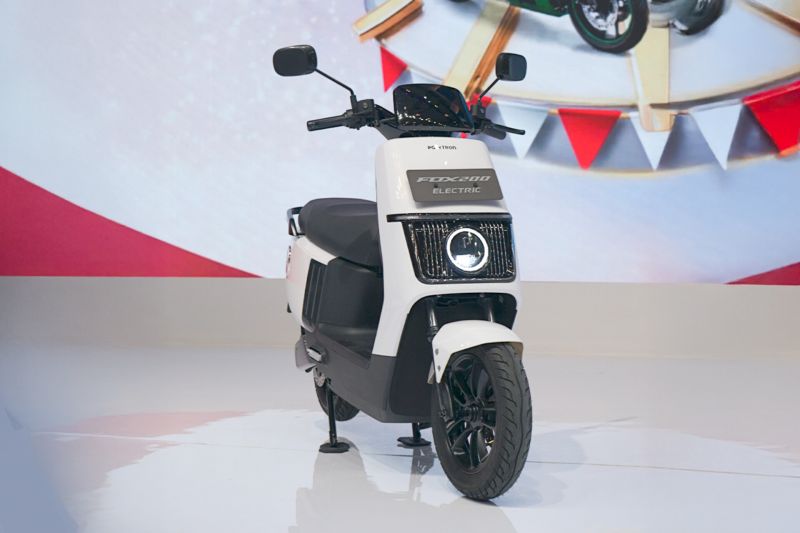 polytron-fox-200-ramaikan-pasar-motor-listrik-didesain-untuk-perempuan