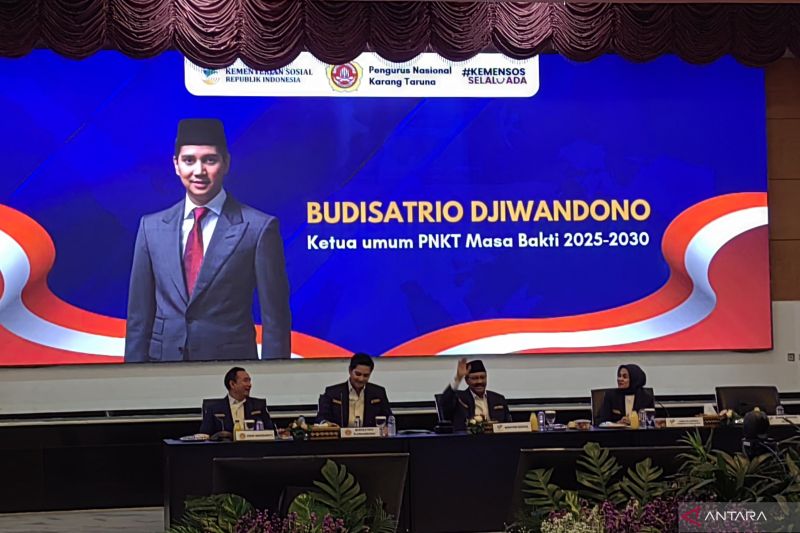 Mensos kukuhkan Budisatrio Djiwandono sebagai Ketum Karang Taruna