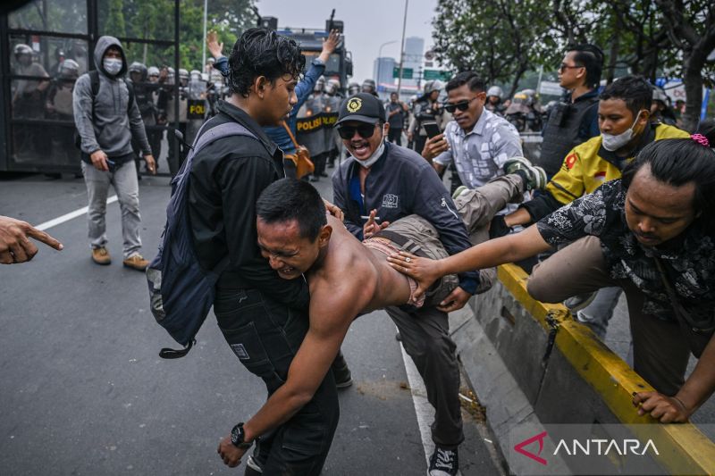 camat-tebet-kumpulkan-bukti-terkait-pemukulan-terhadap-lurah