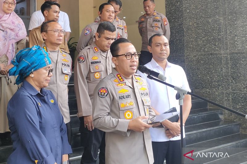 demo-di-dpr-polisi-tangkap-351-orang