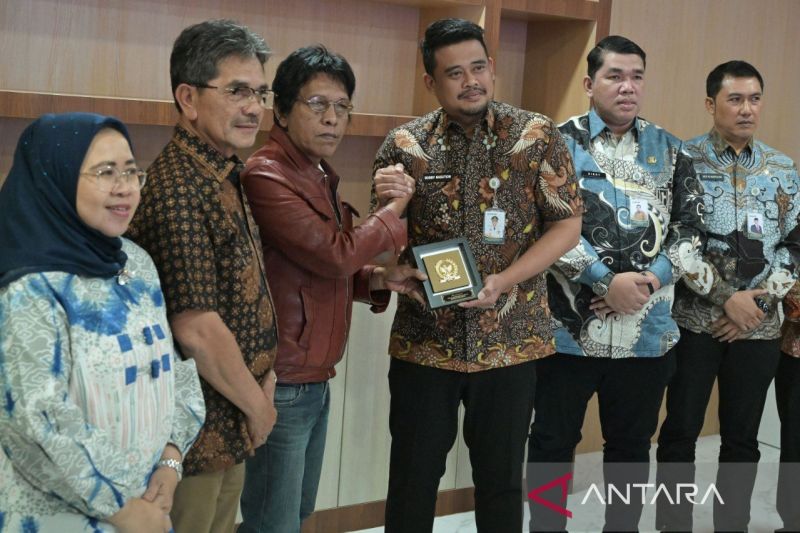 gubernur-sumut-perjuangkan-kawasan-danau-toba-jadi-kek-pariwisata