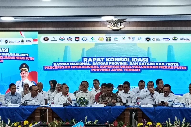 menko-pangan-jateng-terbanyak-operasionalkan-koperasi-merah-putih