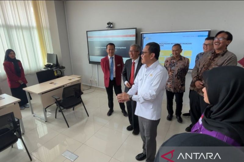 menteri-p2mi-migrant-center-upi-untuk-siapkan-sdm-ke-pasar-global