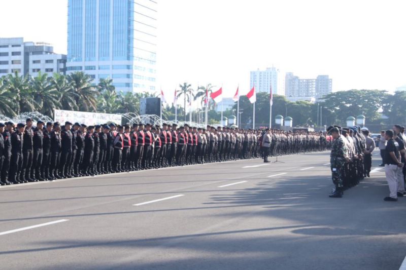 Kapolda Metro Jaya minta aparat tidak agresif saat kawal demo