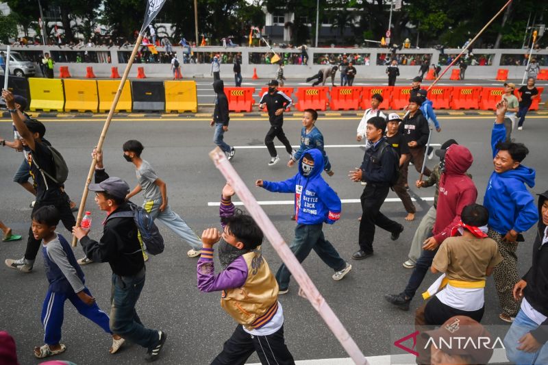 malam-ini-anak-anak-yang-terlibat-aksi-massa-dipulangkan