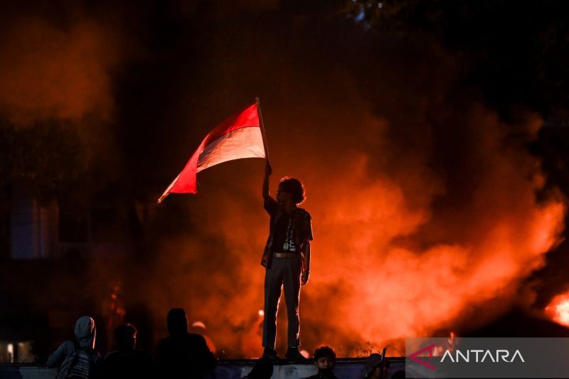 Asa anak Ibu Pertiwi yang berduka di bulan merdeka