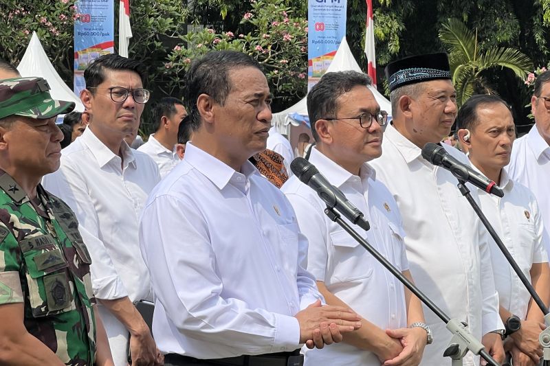 mentan-persilakan-masyarakat-tukar-beras-sphp-yang-rusak-ke-bulog