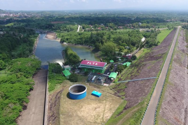 pln-indonesia-power-luncurkan-program-inovasi-sosial-gajah-mungkur