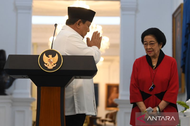 Prabowo ajak rakyat tenang, jaga keluarga, dan percaya pemerintah