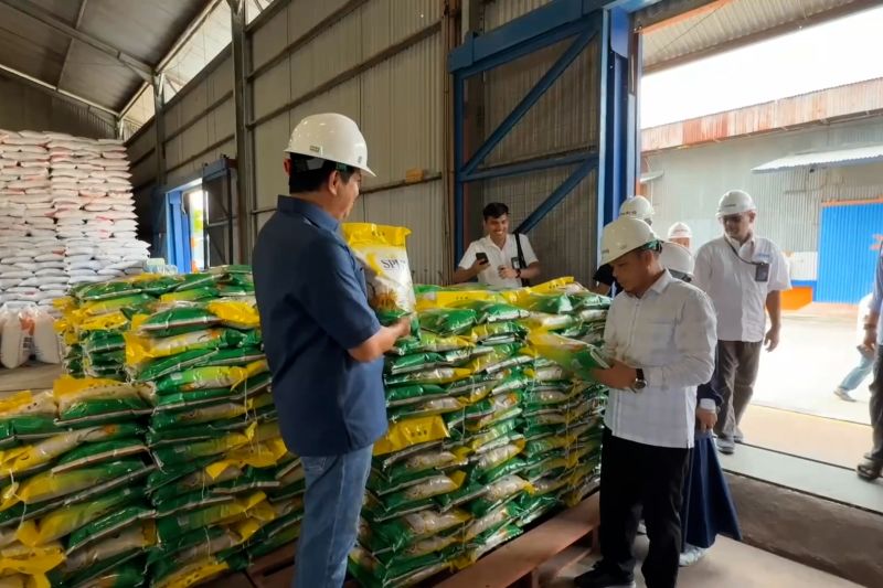 bulog-aceh-pastikan-distribusi-beras-di-lhokseumawe-sesuai-standar