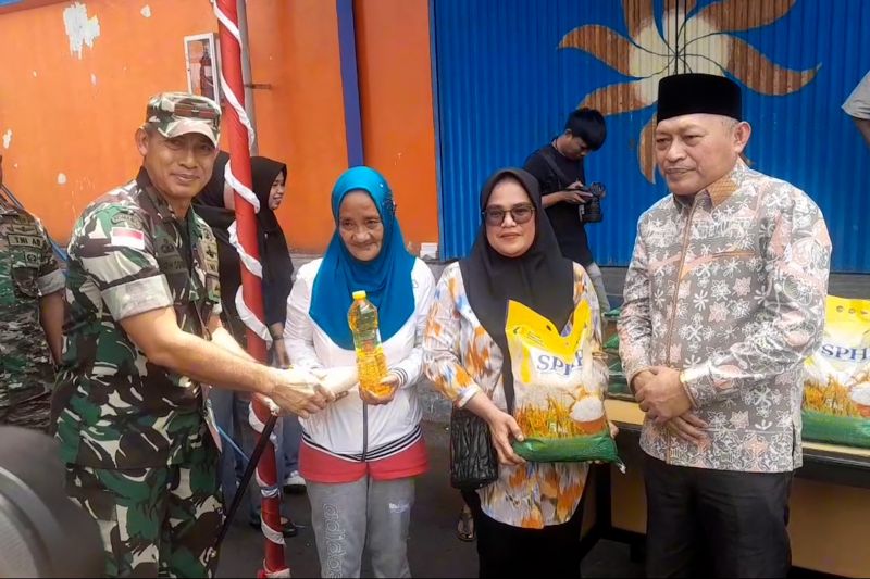 ikuti-arahan-presiden-pemprov-malut-laksanakan-gerakan-pangan-murah