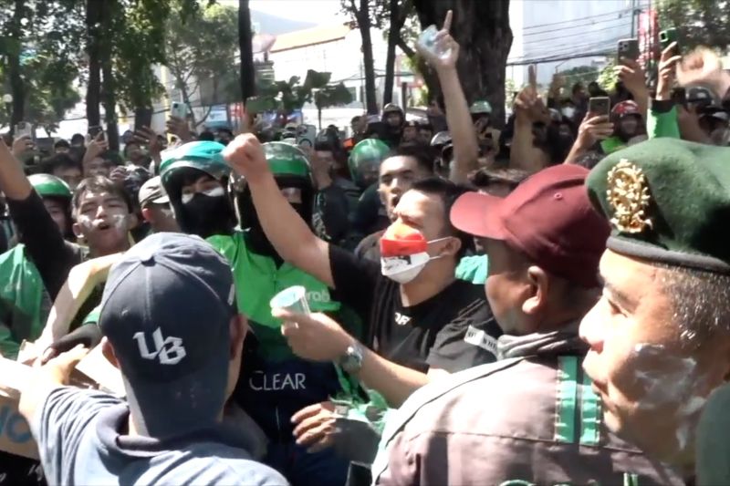 Presiden minta masyarakat tetap taruh kepercayaan pada pemerintah