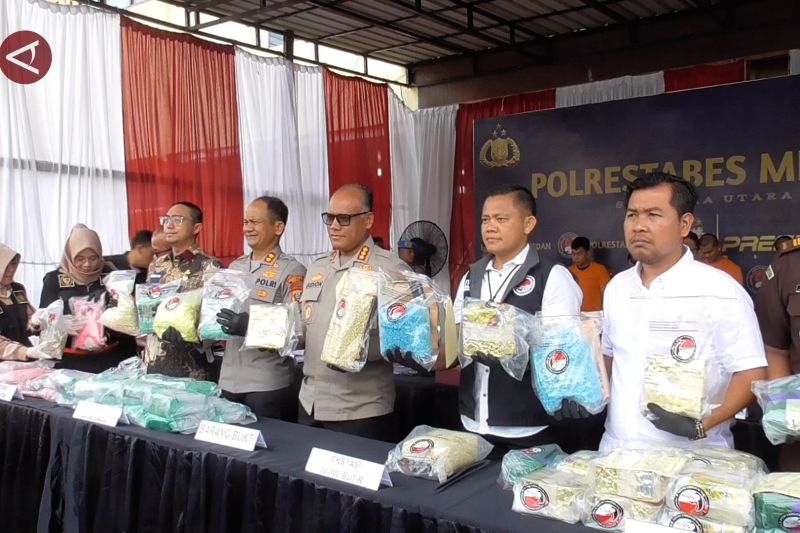 Polrestabes Medan ungkap dua kasus narkoba, 5 pelaku diamankan
