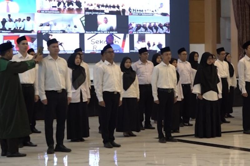 Mensos lantik 1.323 guru Sekolah Rakyat untuk 100 penempatan