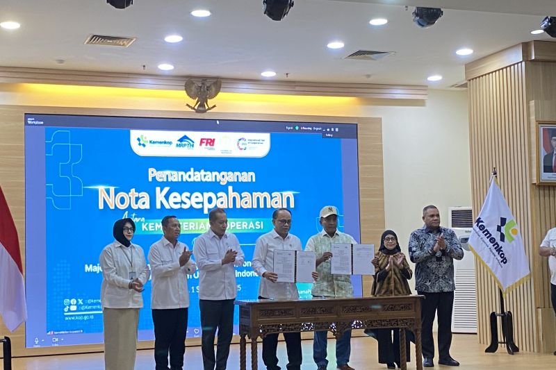 kemenkop-gandeng-perguruan-tinggi-tingkatkan-kapasitas-sdm-kopdes
