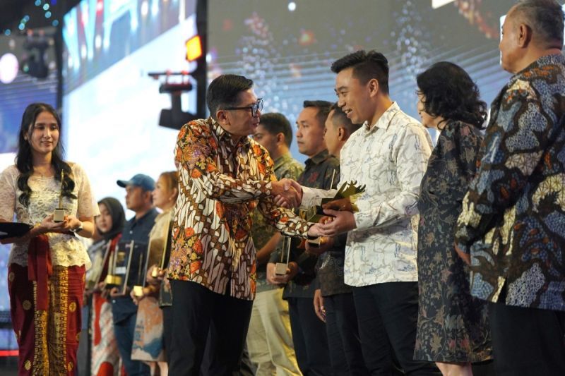 tingkatkan-kepercayaan-pelanggan-sig-apresiasi-pemilik-toko-bangunan